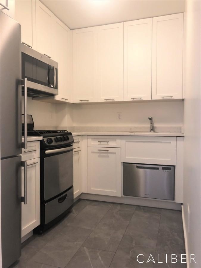 236 East 36th Street - Photo 1