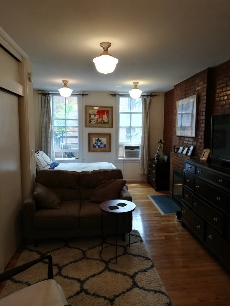 112 banks street  - Photo 1