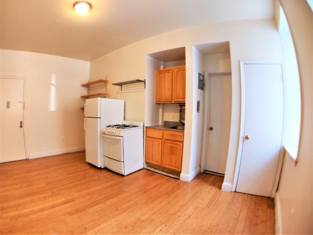 280 E 21st Street  - Photo 1