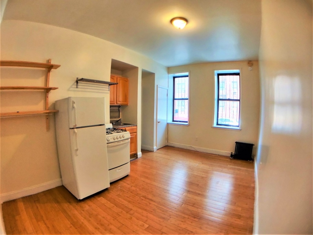 280 E 21st Street  - Photo 0