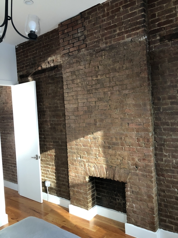 577 Vanderbilt Avenue - Photo 1