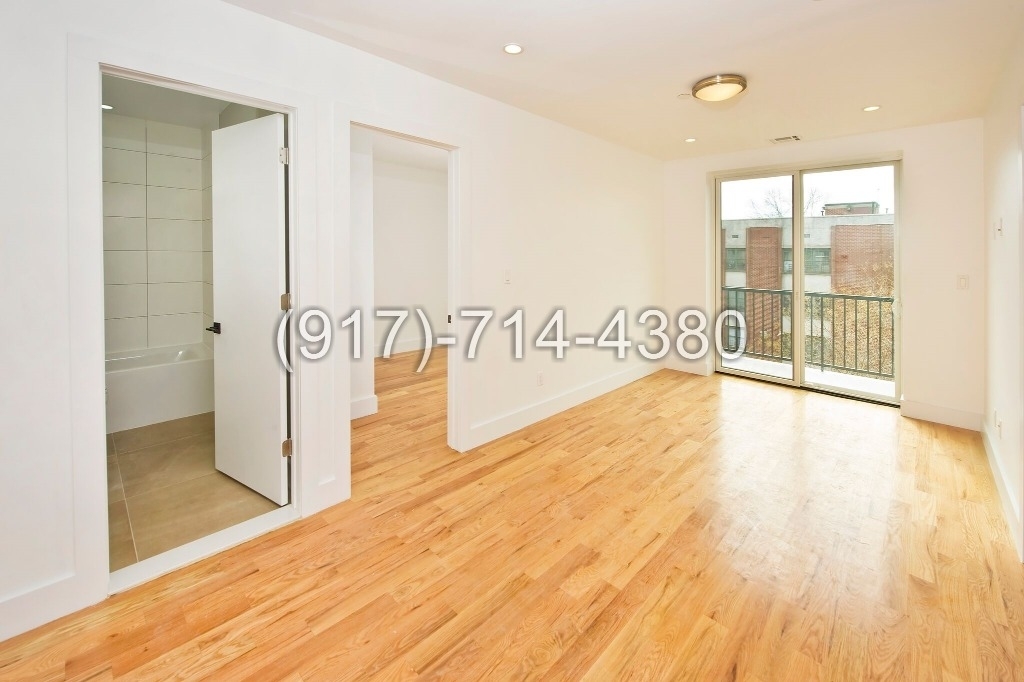 292 Quincy Street - Photo 3