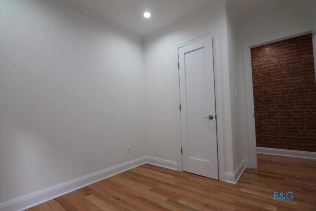 571 W  175th Street - Photo 8