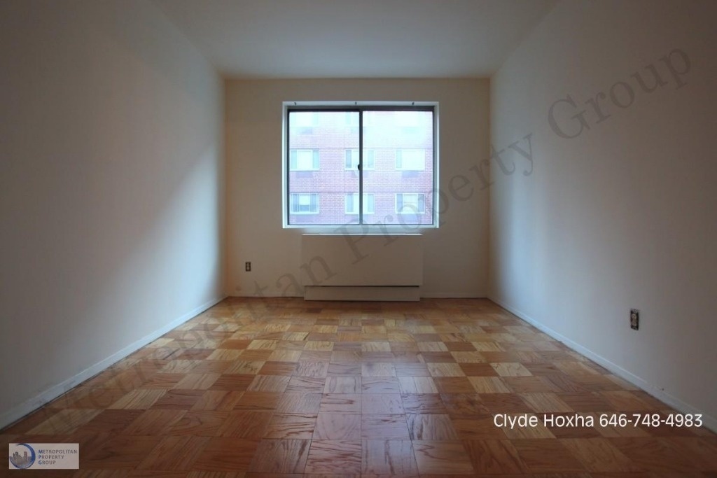 220 east 24th street - Photo 1