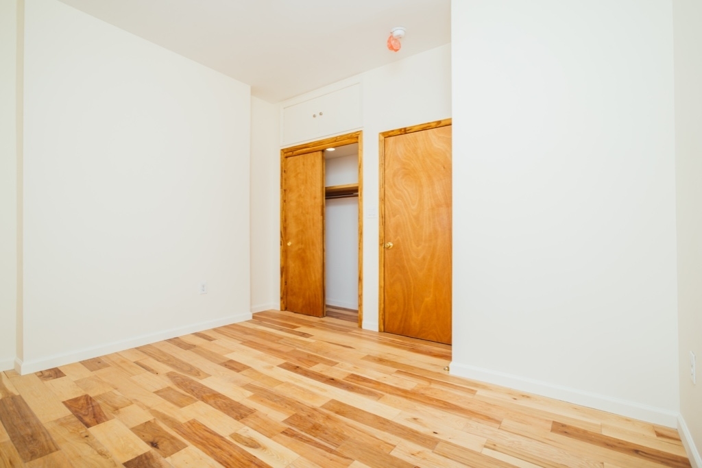 5410 Flushing Ave - Photo 11