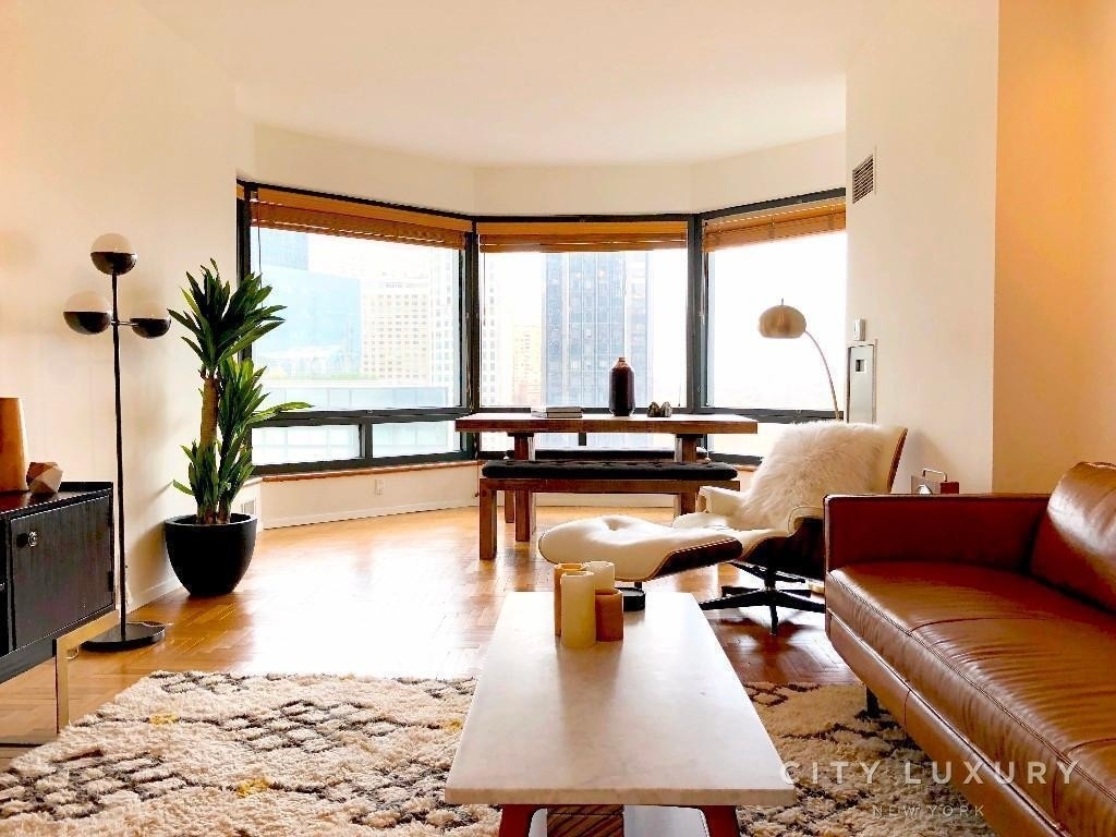 301 West 57th Street - Photo 1