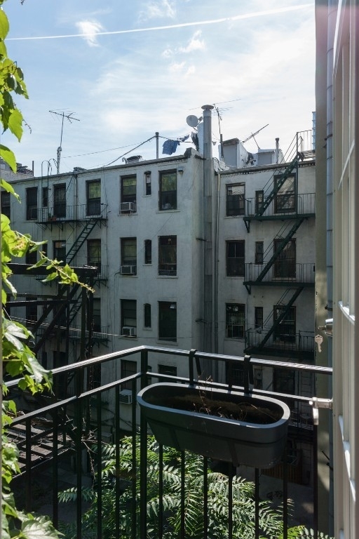 250 Mott Street - Photo 4