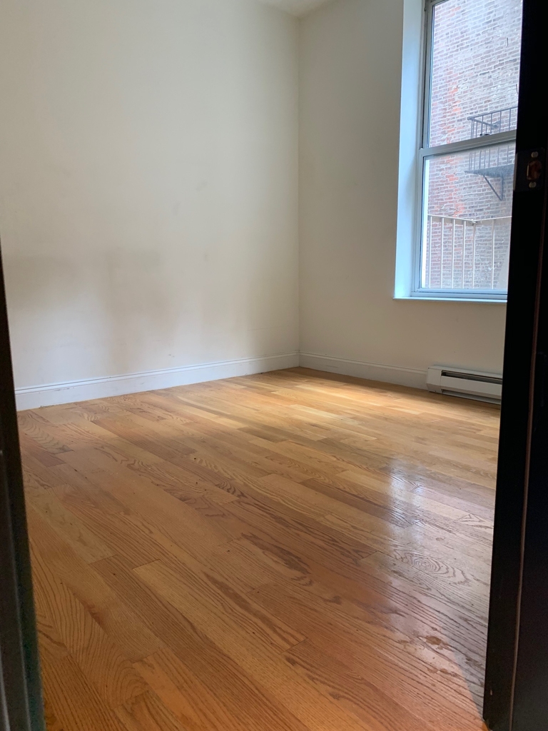 220 West 107th Street - Photo 7