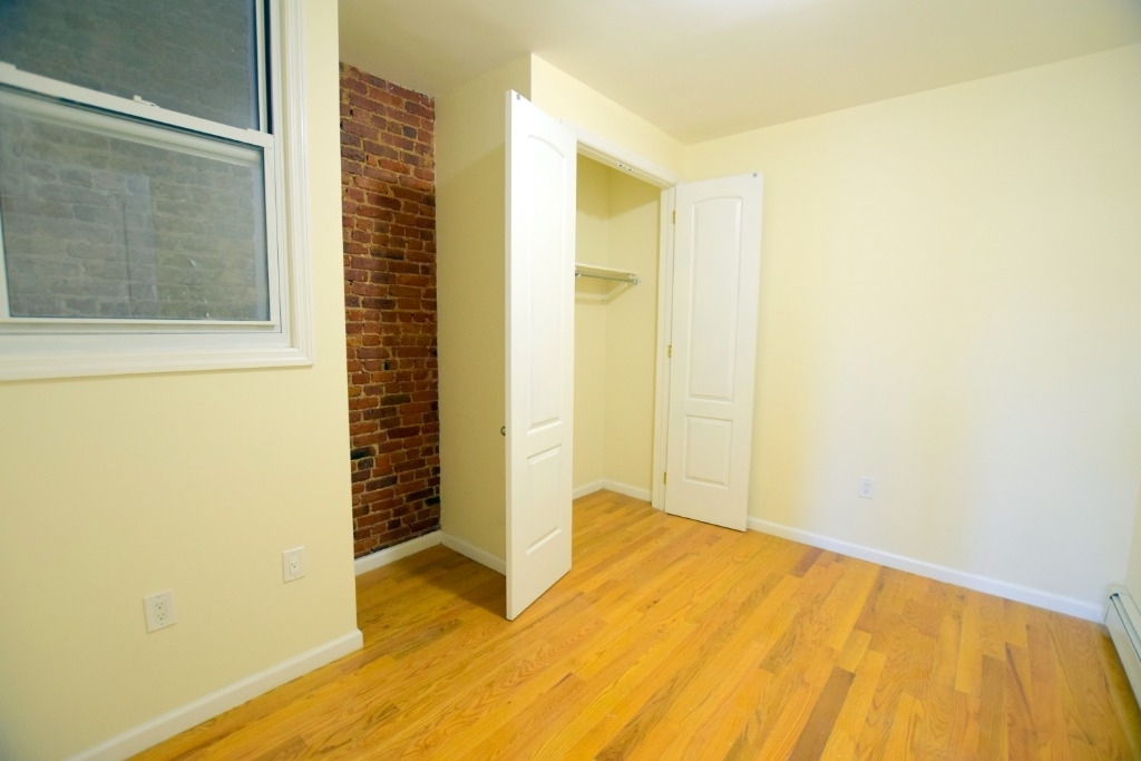 160 east 105th st  - Photo 3