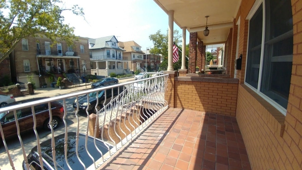 73rd street - Photo 2