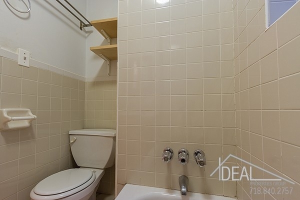 631 Grand Avenue - Photo 1