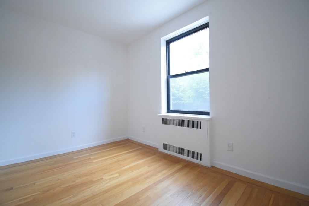 200 Haven Avenue - Photo 9