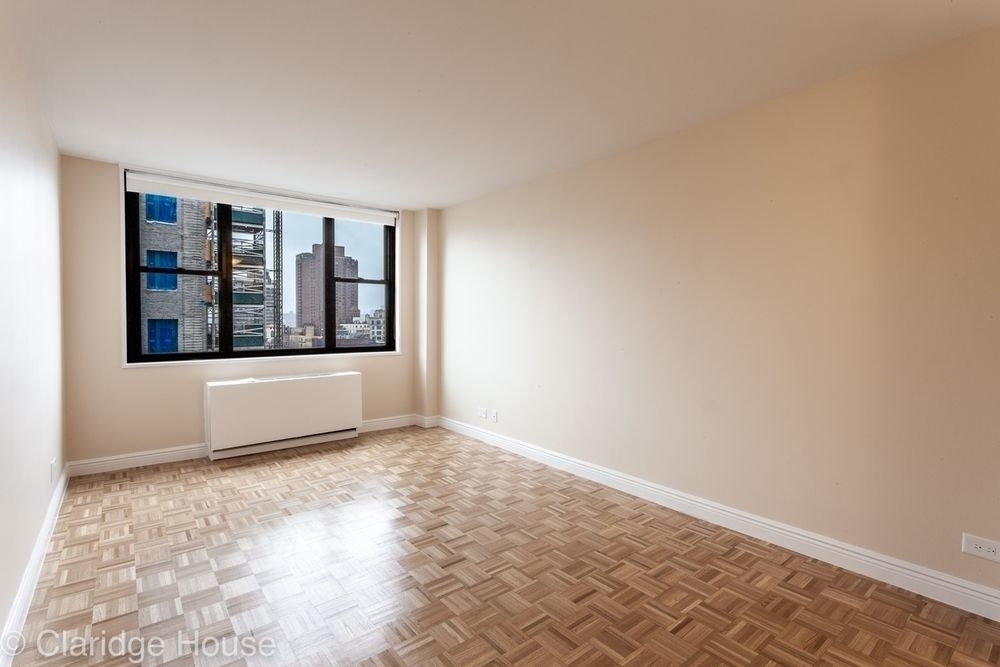 180 East 95th Street - Photo 3