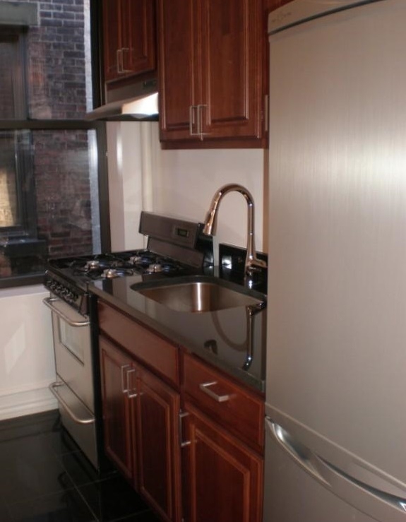 W 83rd St. - Photo 2