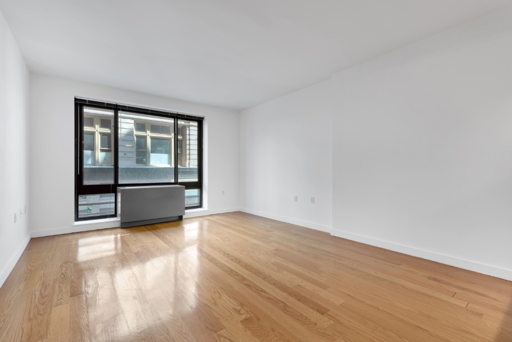 30 West 18th Street - Photo 0