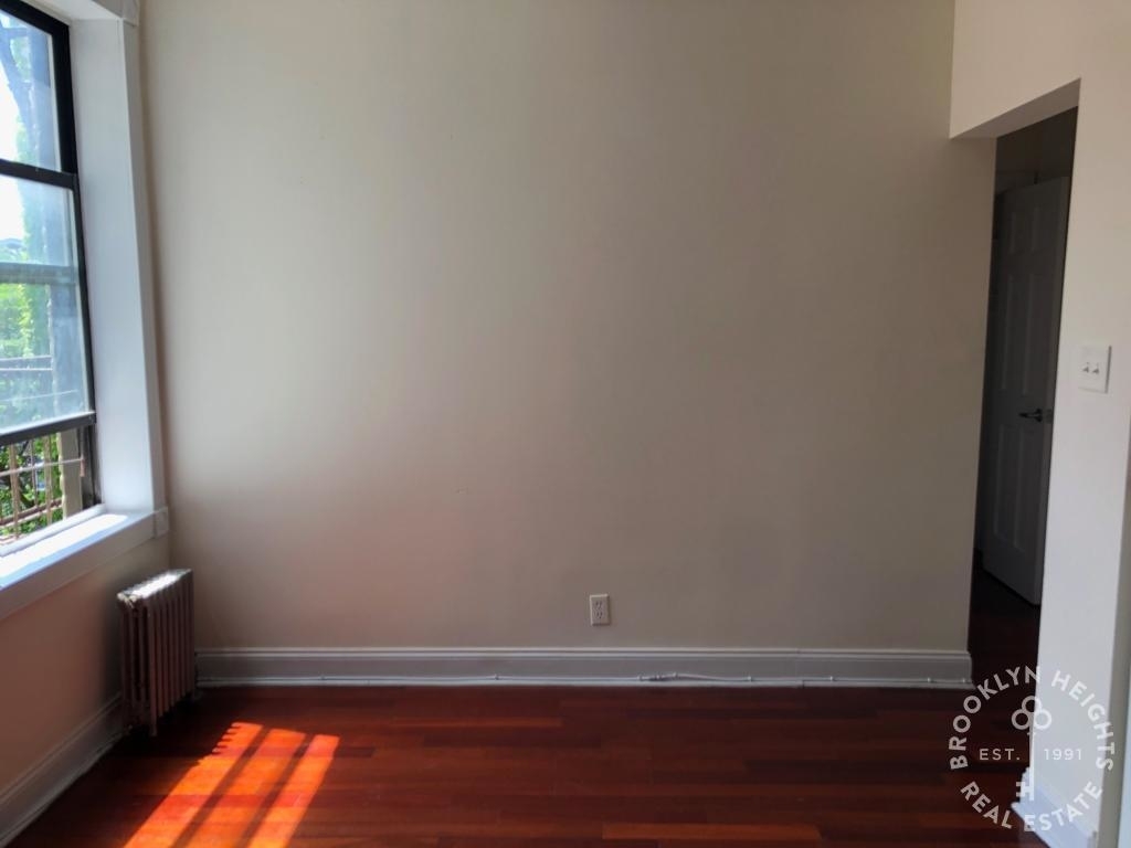 568 Pacific St. - Photo 1