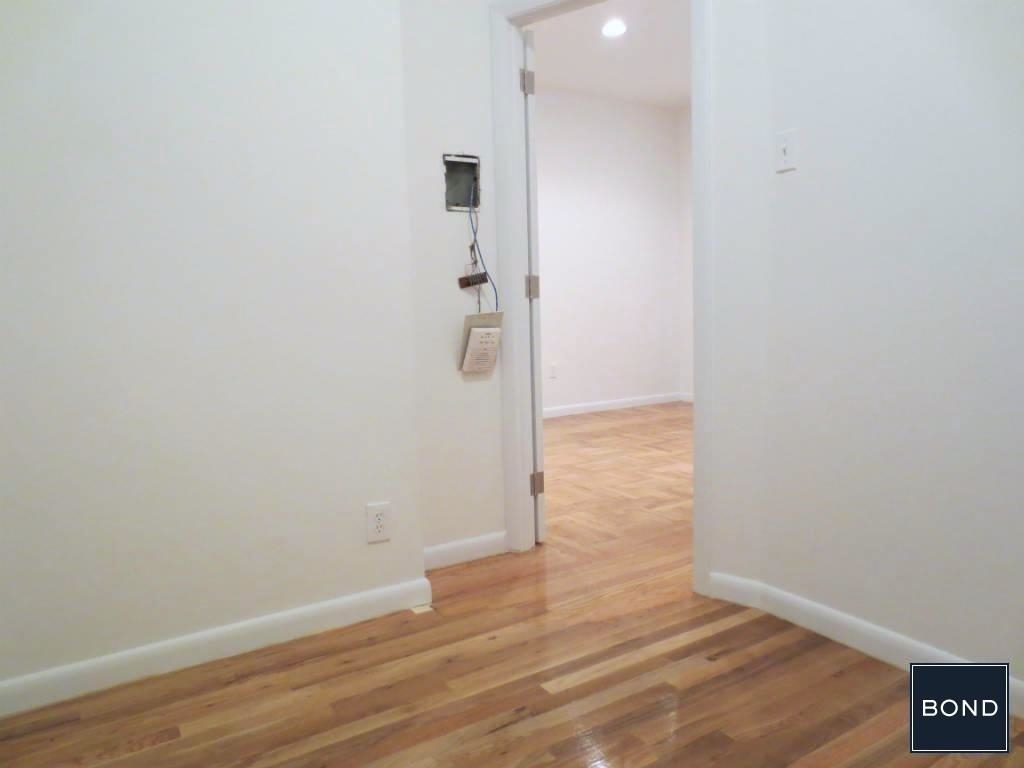 East 85 Street - Photo 2