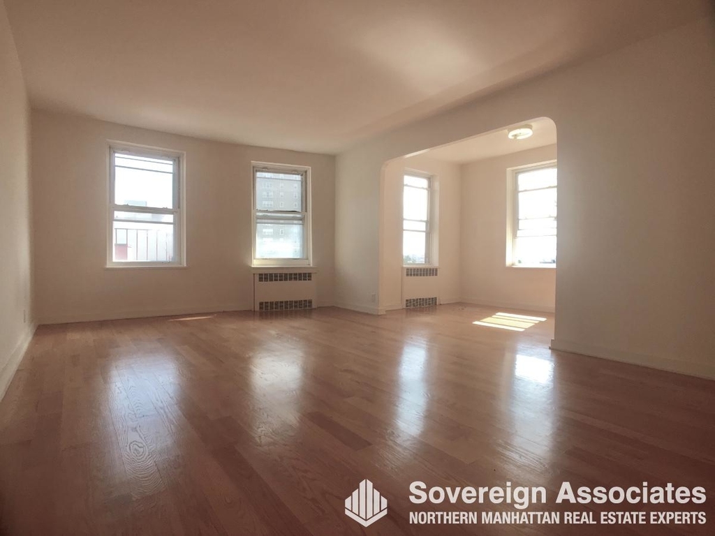 500 Kappock Street - Photo 1