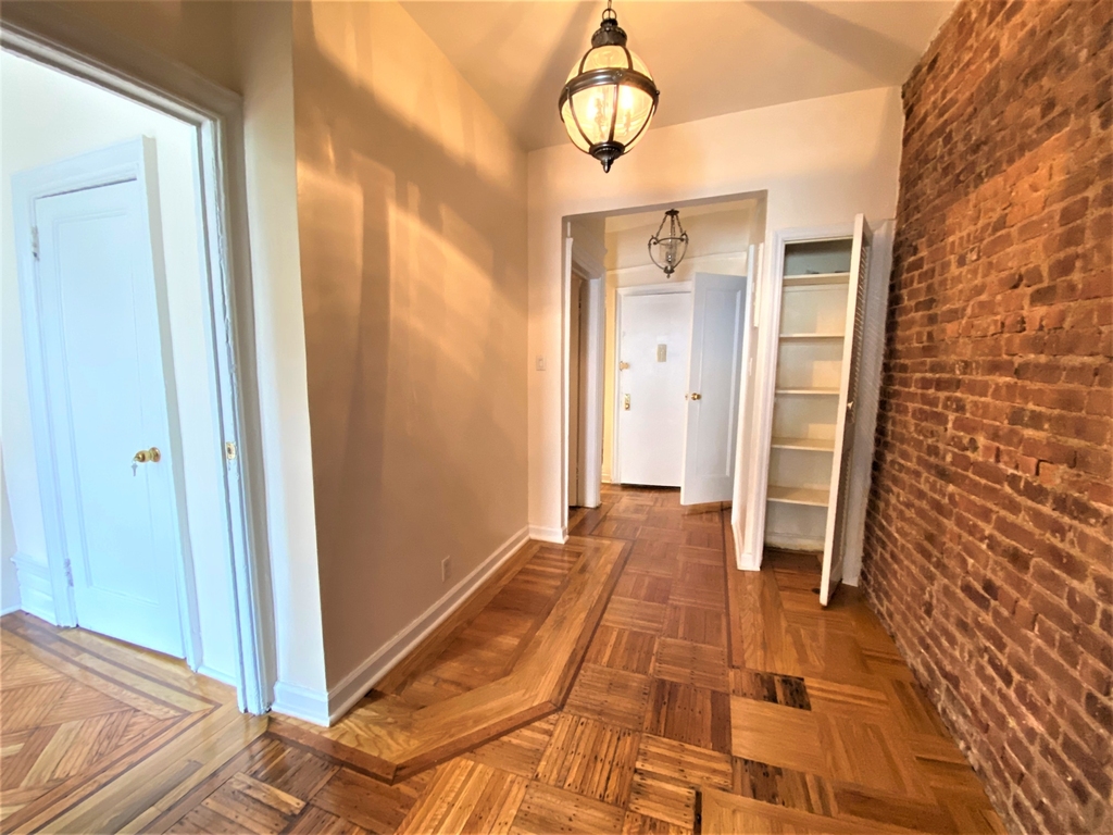 894 Nostrand Avenue - Photo 10