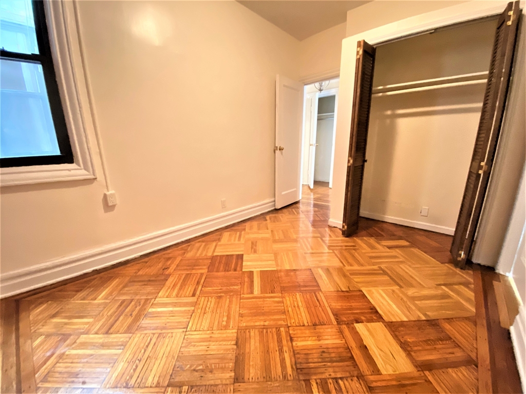 894 Nostrand Avenue - Photo 9