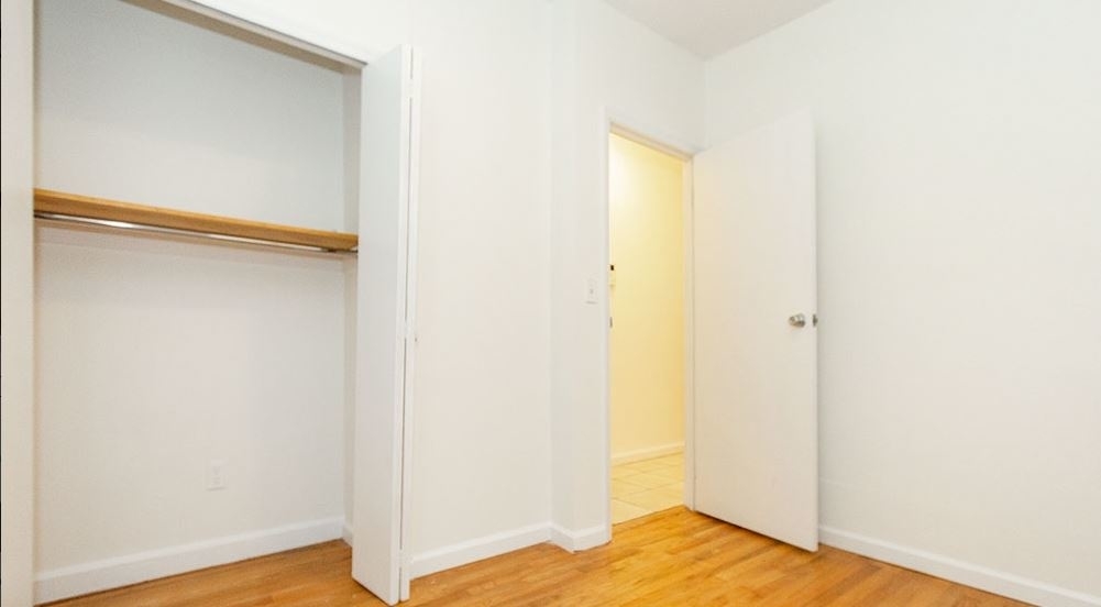 396 east 77th street  - Photo 2