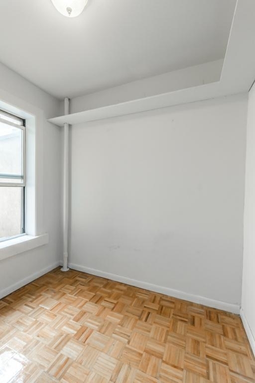 241 West 13th Street - Photo 3