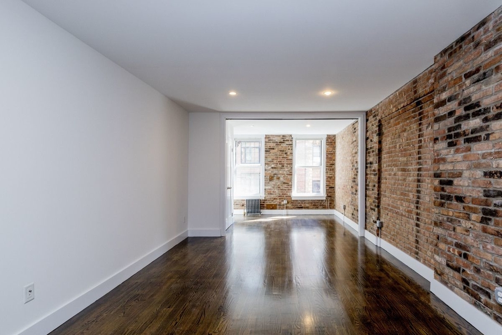 175 Ludlow Street - Photo 1