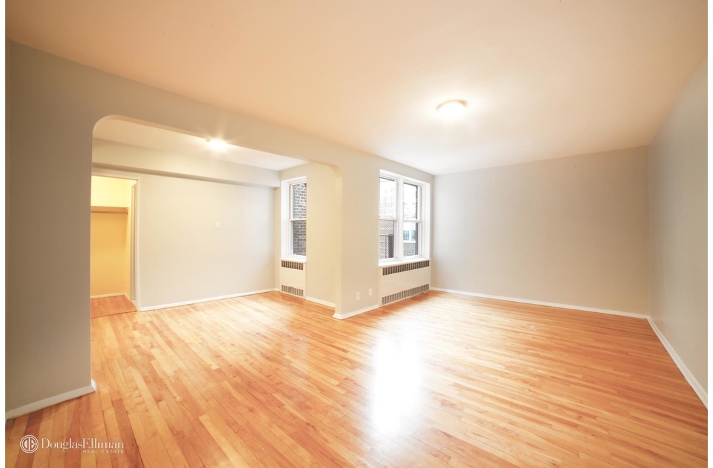 500 Kappock St - Photo 1