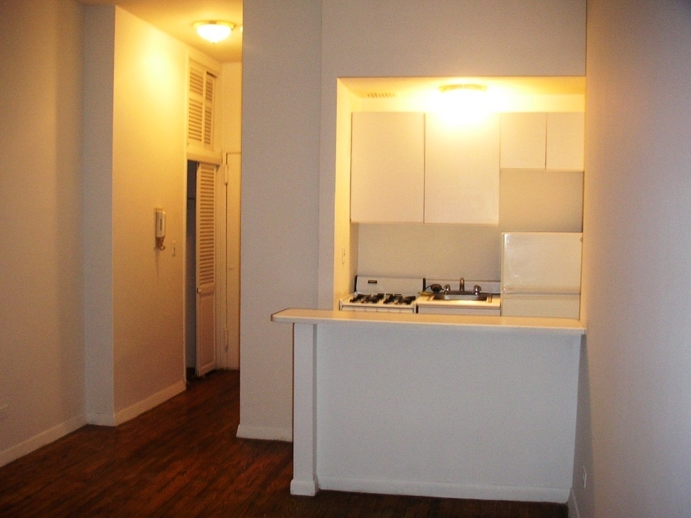 232 East 74th St - Photo 1