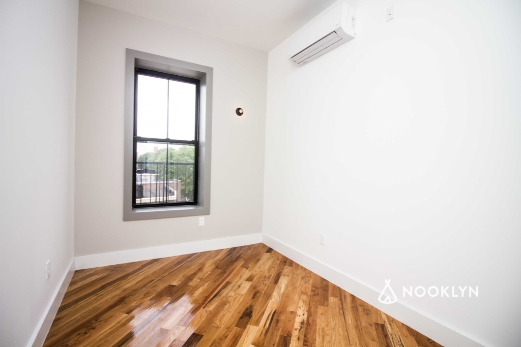 1402 Park Pl - Photo 5