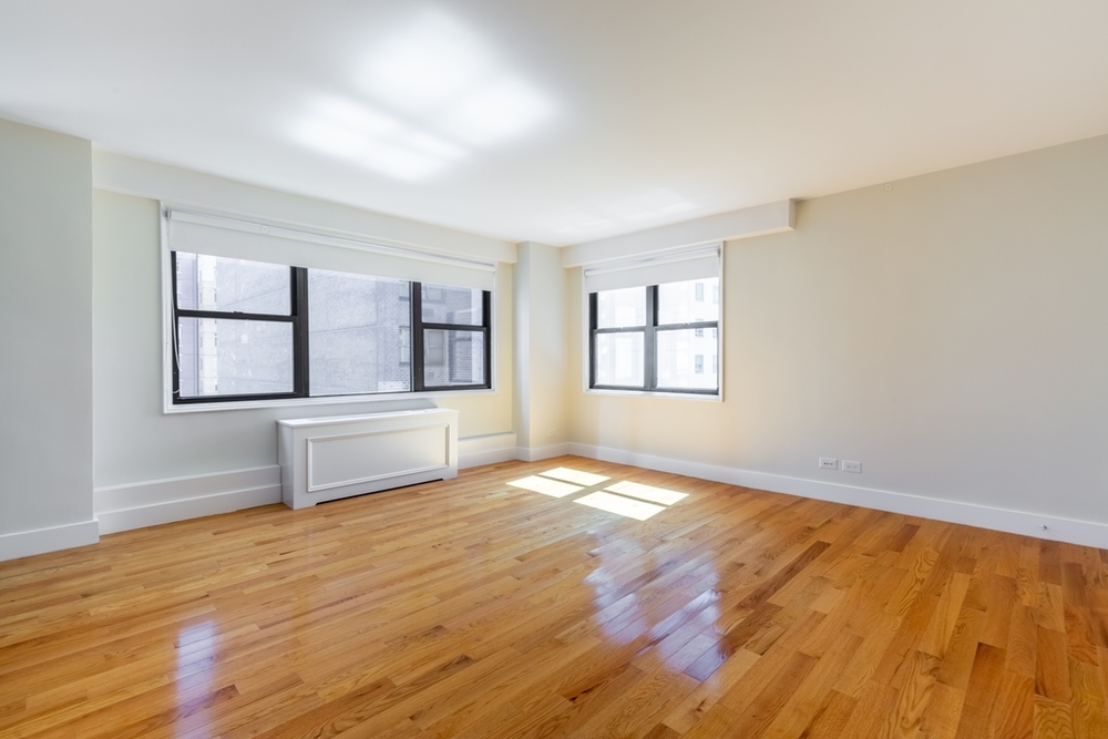 141 East 33rd Street - Photo 3