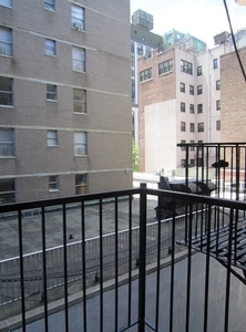 346 E 18th - Photo 1