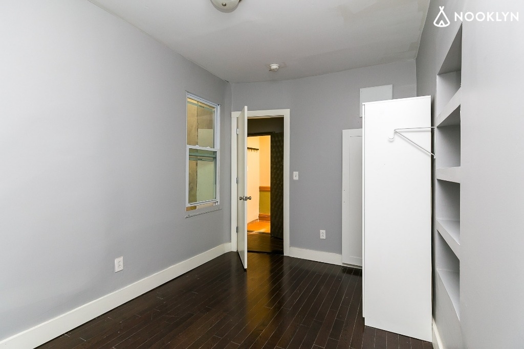 1305 Herkimer St, Bed-Stuy, Brooklyn.  - Photo 10