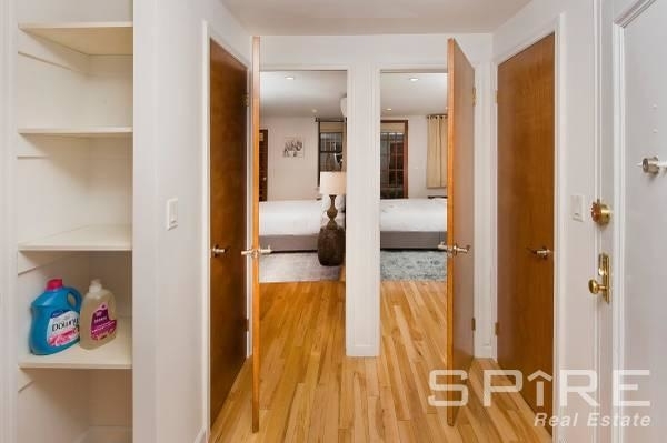 East 86th Street - Photo 1