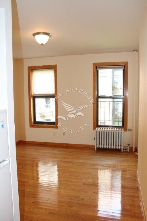 325 East 88th Street - Photo 0