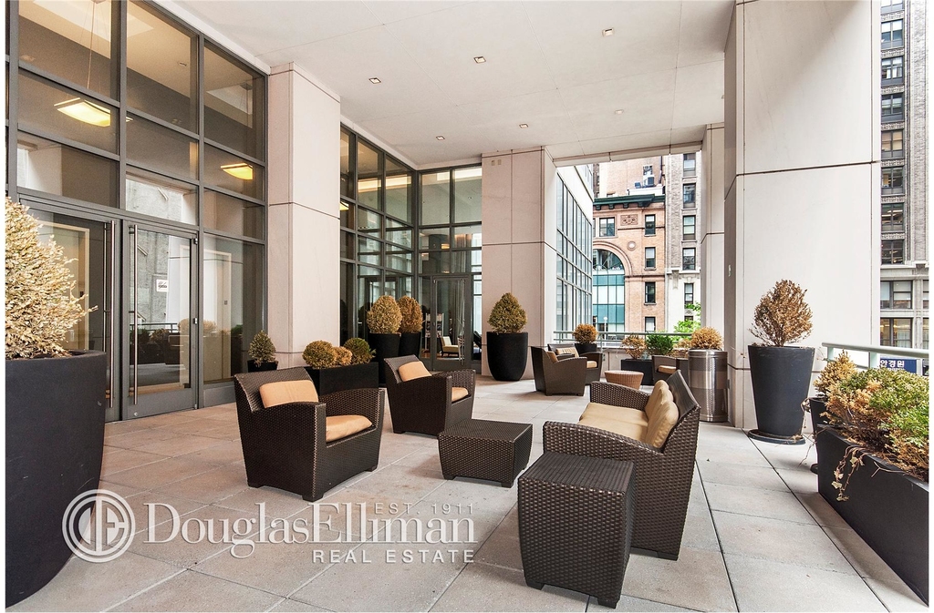 325 Fifth Avenue - Photo 7