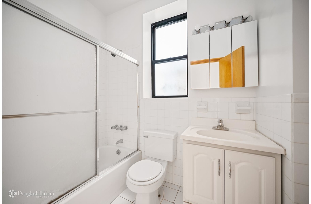208 East 83rd St - Photo 5