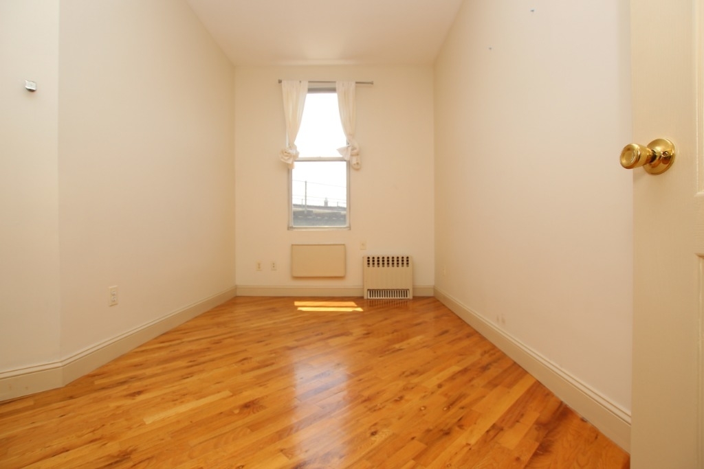 1439 myrtle ave - Photo 9