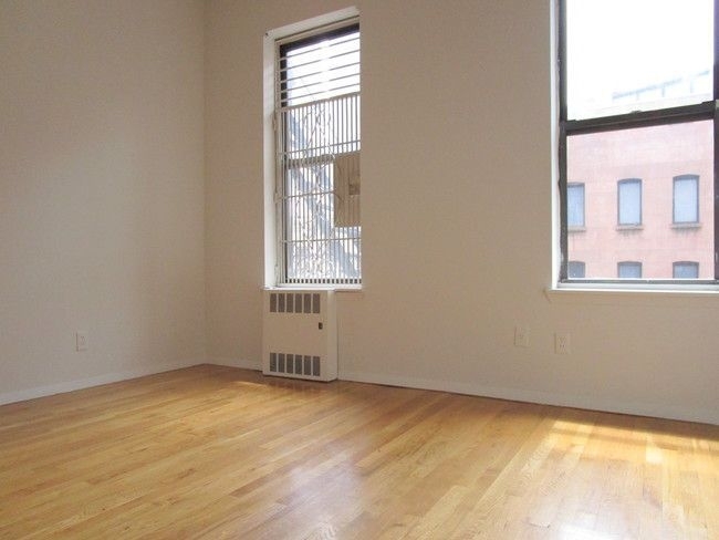 237 East 53st - Photo 2