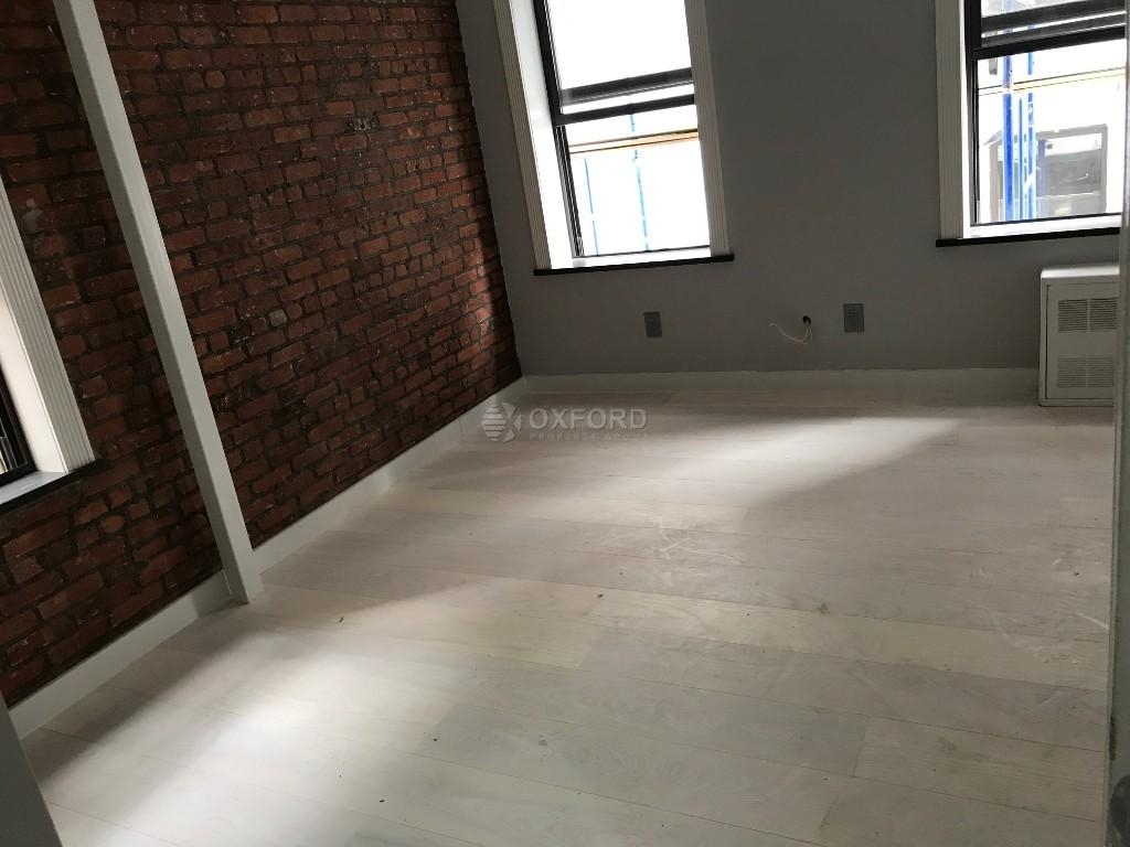 213 East 26th Street - Photo 0