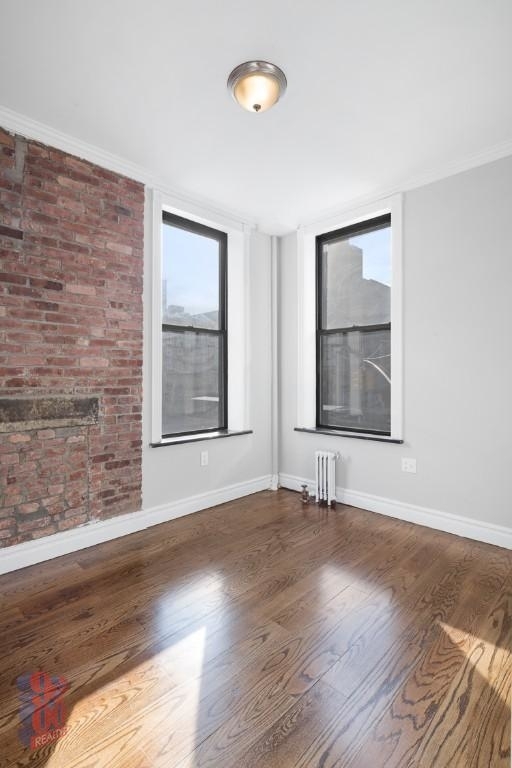 459 W 50th - Photo 6