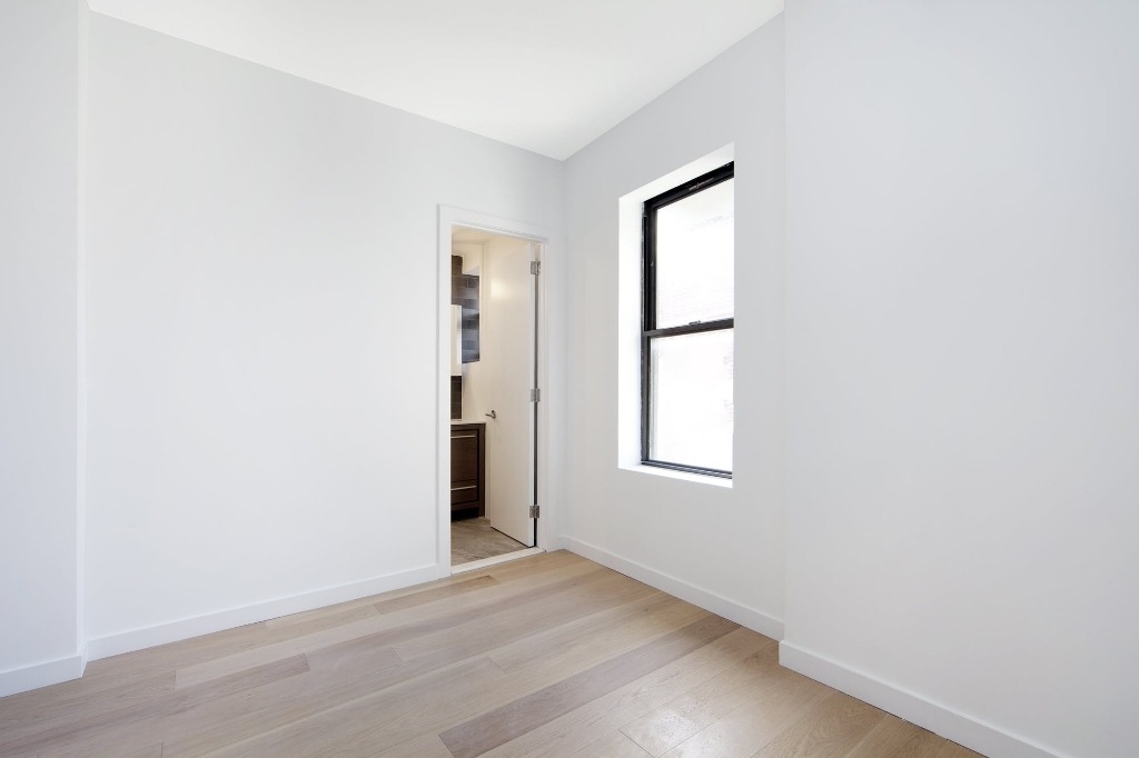 E 11th St • East Village - Photo 1