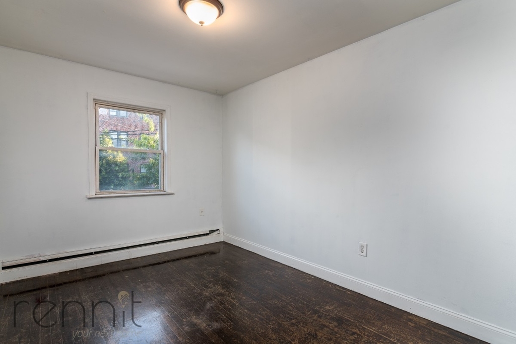 1107 Irving Ave - Photo 3