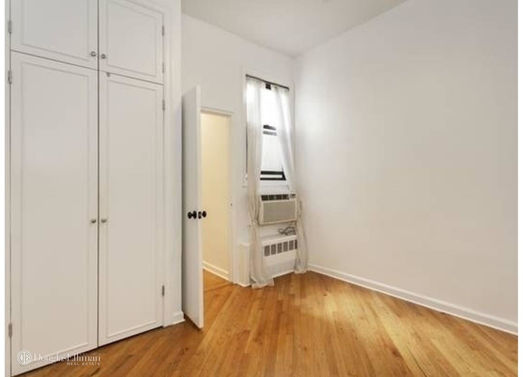 66 West 84th St - Photo 4