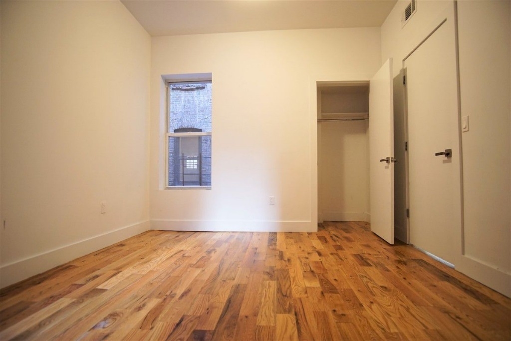 493 Prospect Pl, Crown Heights, Brooklyn.  - Photo 2