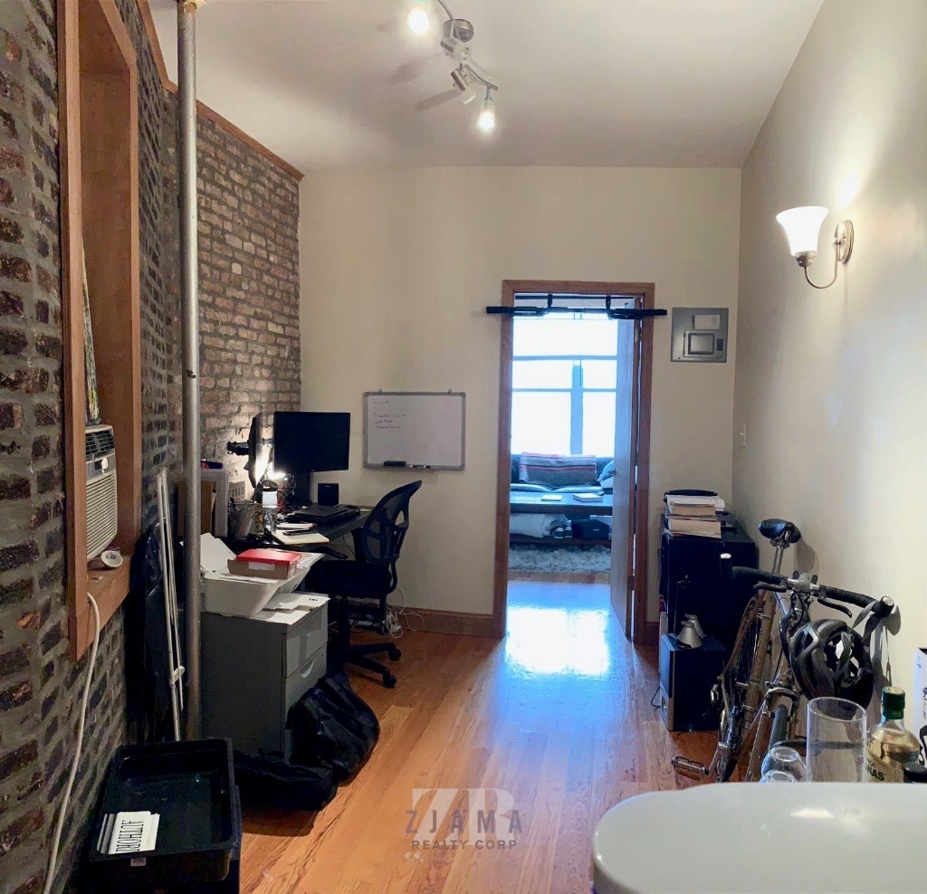 326 21st Street - Photo 3