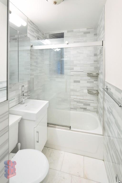 326 E 35th - Photo 7