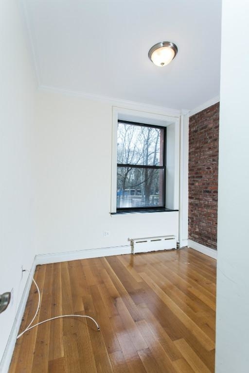 E 35th St, Murray Hill - Photo 4