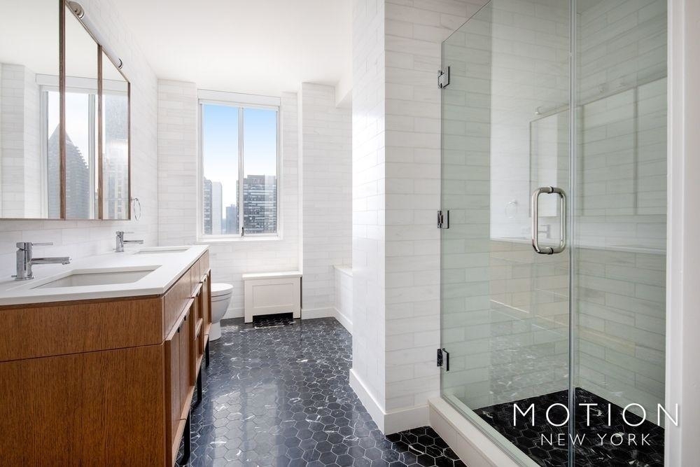 240 East 27th Street - Photo 5