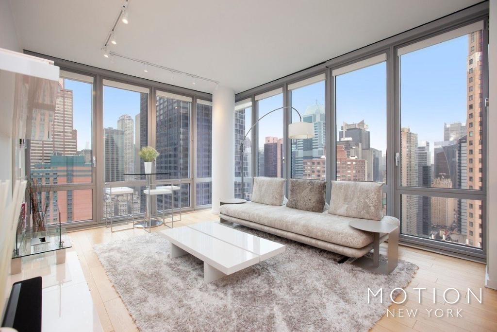 435 West 42nd Street - Photo 0